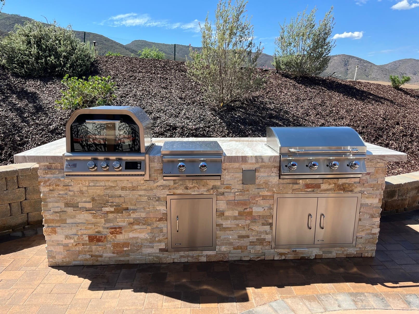 Outdoor Kitchen BBQ Island Outdoor Kitchen BBQ Island